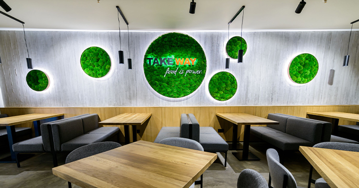 Оттенки мха могут незначительно отличаться в разных партиях. Чтобы ваш логотип идеально соответствовал фирменным цветам, производители используют мох из одной серии или прибегают к тонированию. Это гарантирует, что изделие будет соответствовать корпоративному стилю.